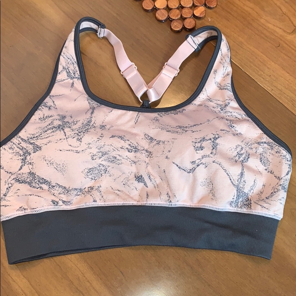 Fabletics sports bra
